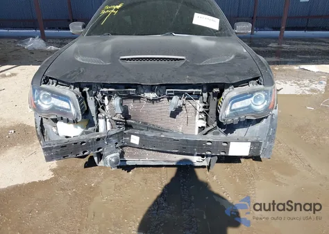 2012 Chrysler 300 Srt8 z USA, uszkodzony, nr VIN 2C3CCAFJ5CH801666